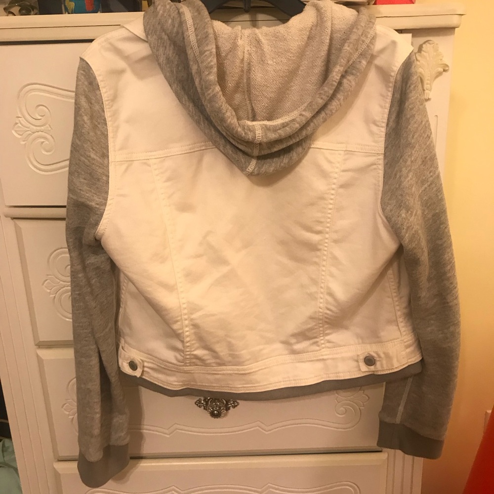 Jacket - Picture 3 of 3